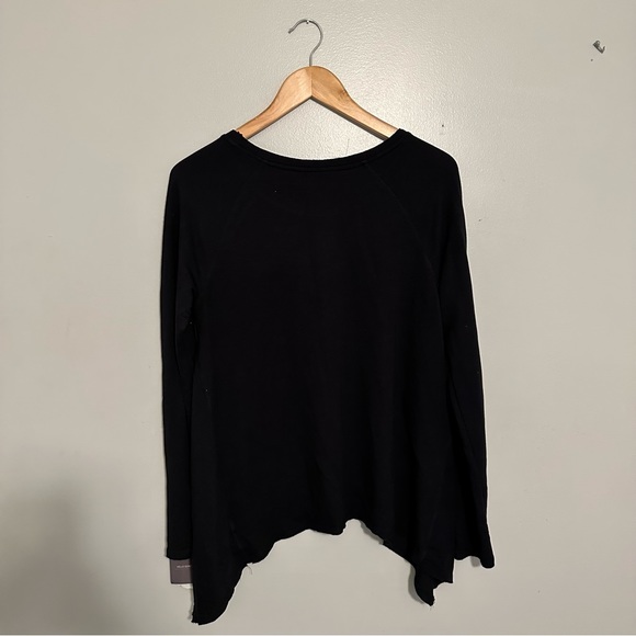 Grayson Threads Top - Picture 2 of 7